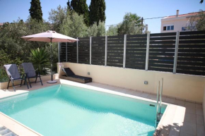 Luxury Villa with Pool in Athens Riviera